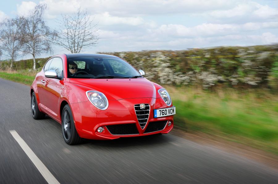  Alfa Romeo MiTo Twin Air 2014 года  (UK) (фото 5 из 23)